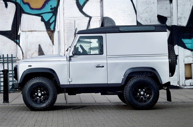 Land Rover Defender X-Tech(5)